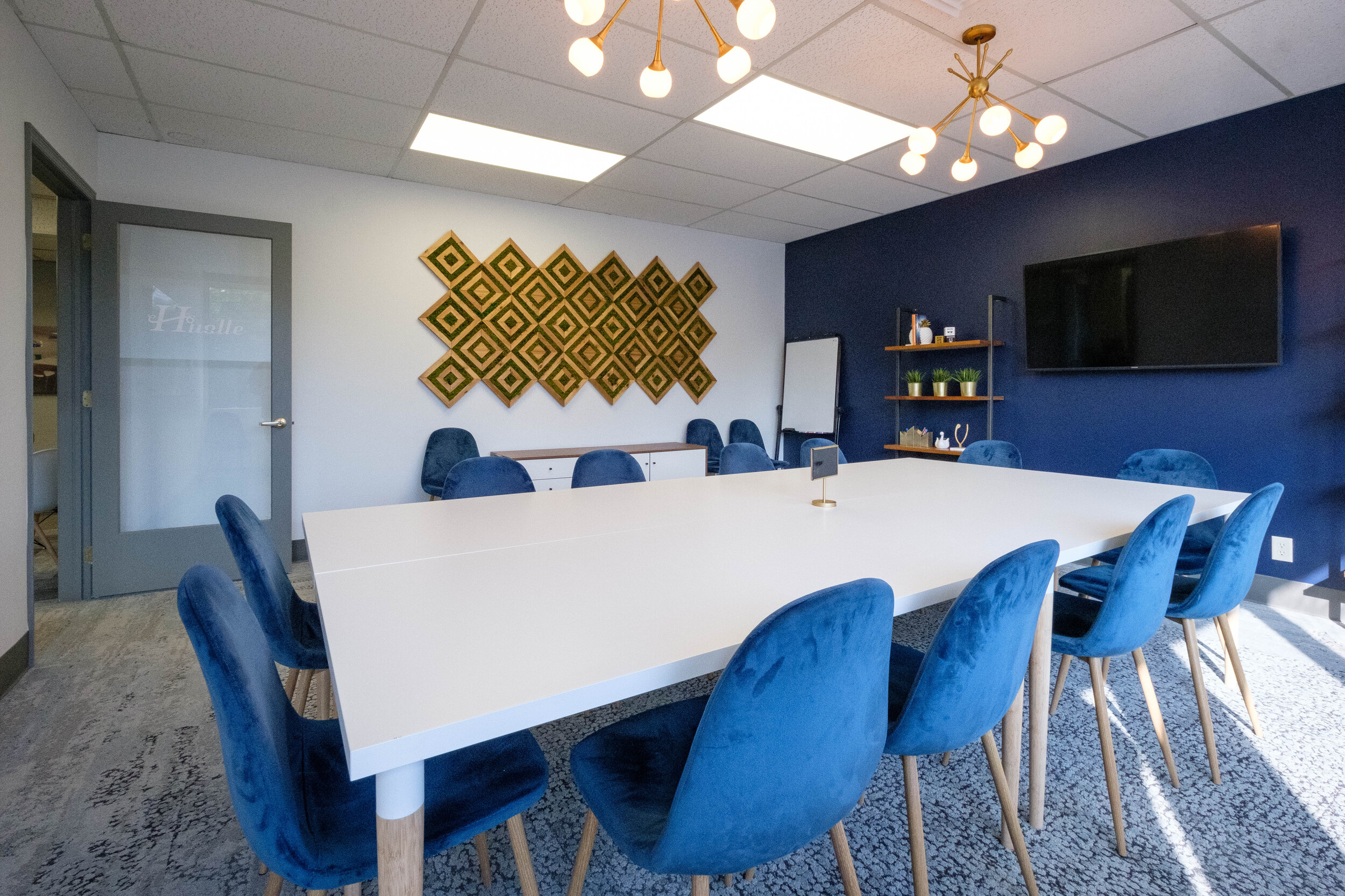  When you find you have a meeting with colleagues or clients on the calendar, our conference rooms make great spaces to hunker down. Each conference room provides you privacy, space to distance, white boards to brainstorm, and wireless presenting to 